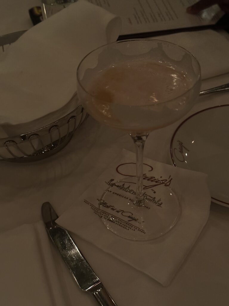 Maje Mitrović omiljeni koktel Peachy Kenny u Craigs restoranu