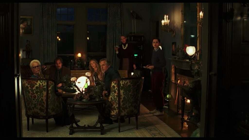 Scena iz Knives out filma horoskopski znaci