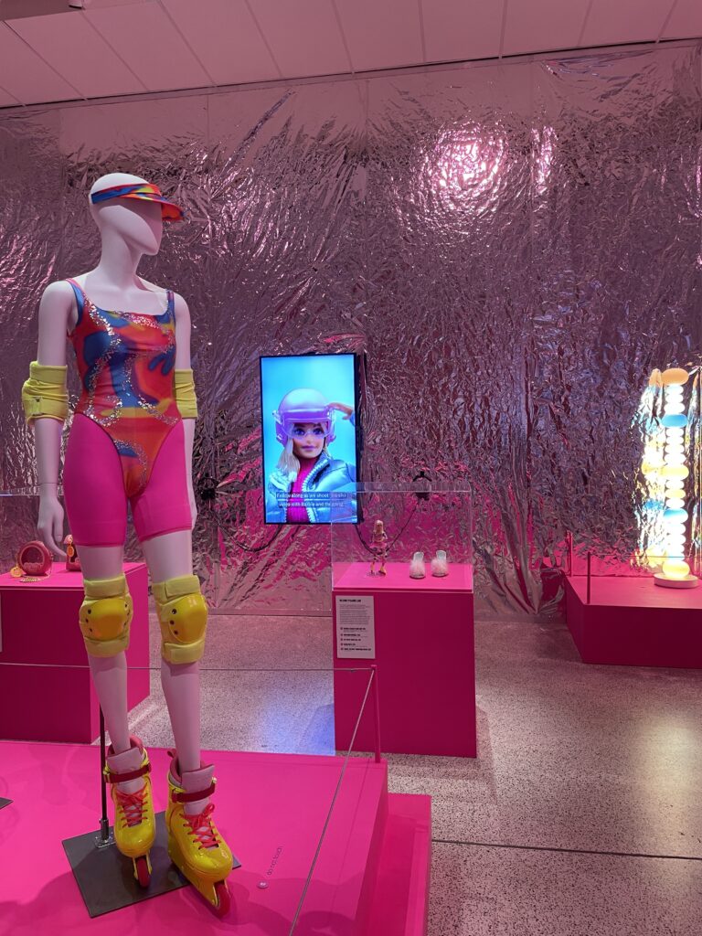 Barbie izložba boji London u ružičasto