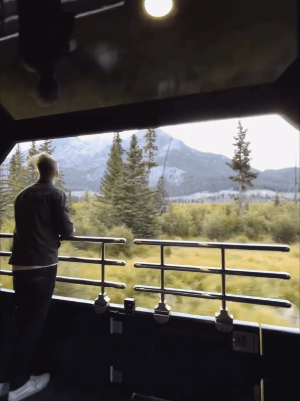Rocky Mountaineer pogled na terasi