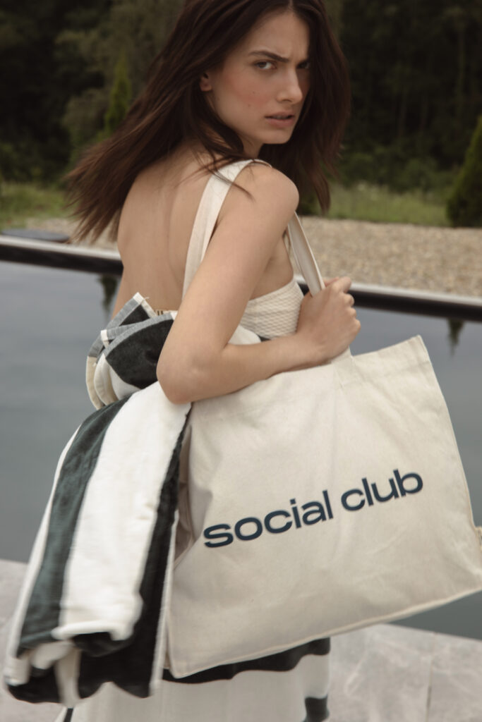 „social club" ceger