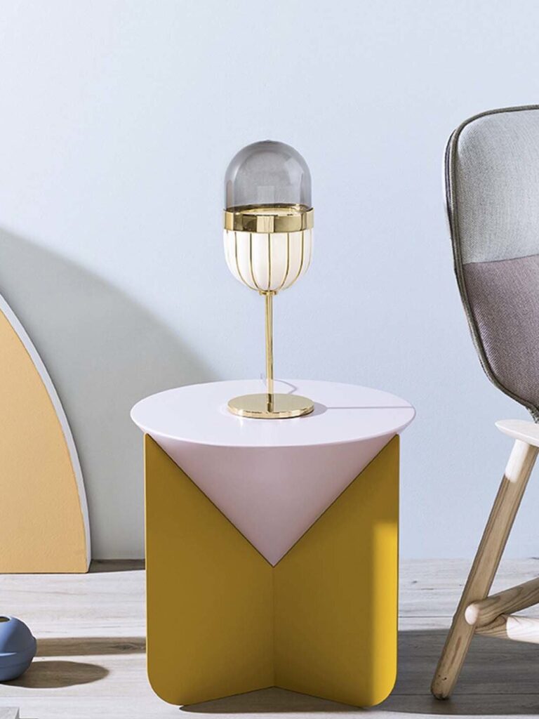 Artefacto / Pill lampa