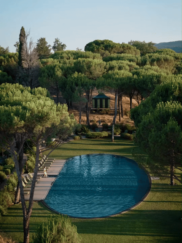 Bazen u Castello di Reschio