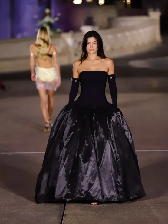 Kylie Jenner zatvorila Coperni reviju u Diznilendu