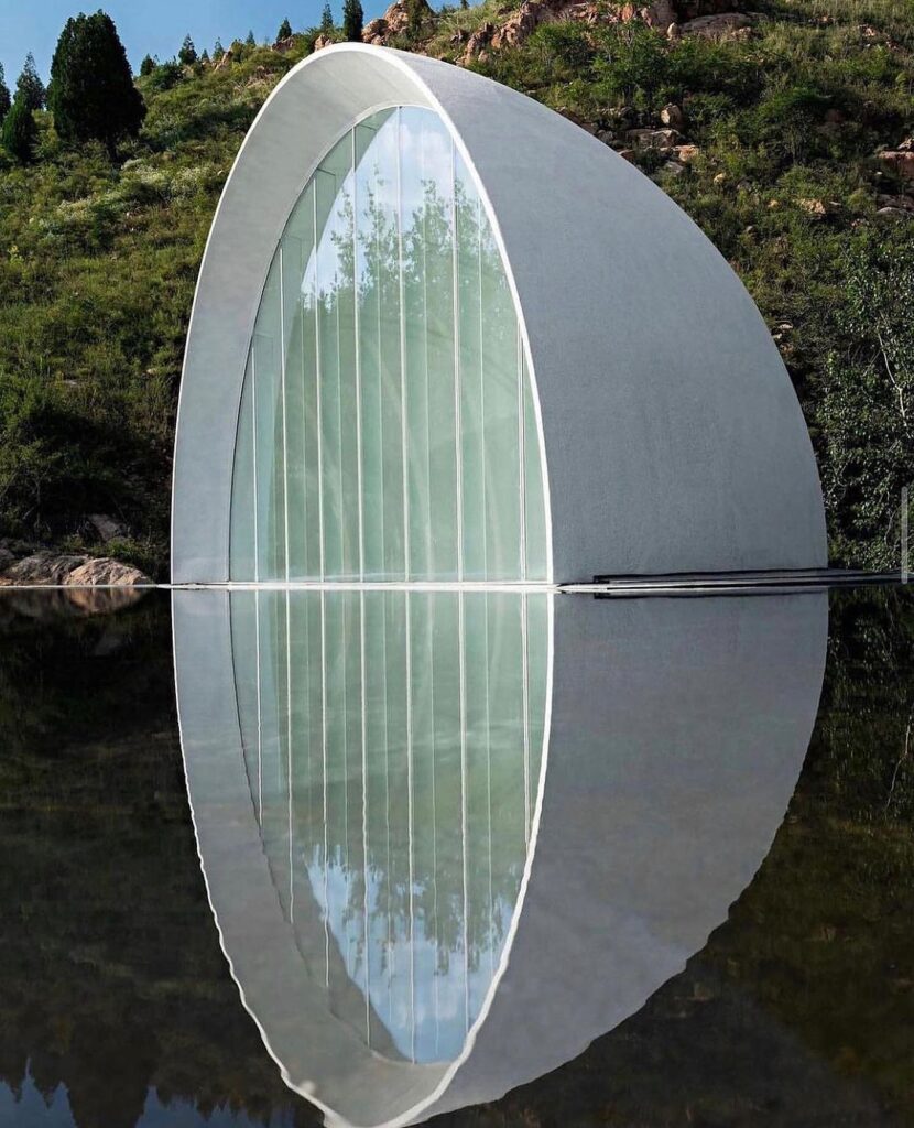 The Hometown Moon: arhitektura koja nas oduševljava