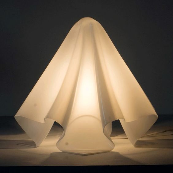 Ghost lamp je naša nova opsesija