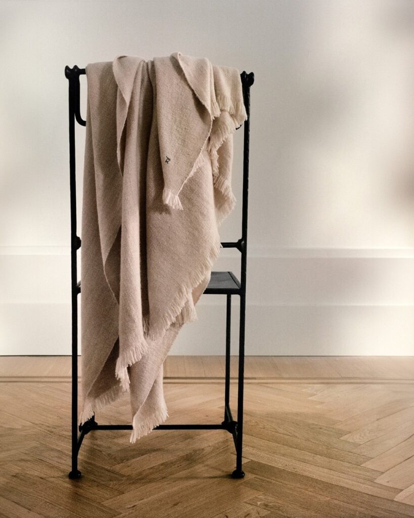 The Row predstavio prvu homeware kolekciju